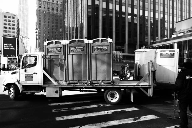 Best Portable bathroom rental  in Reynoldsburg, OH
